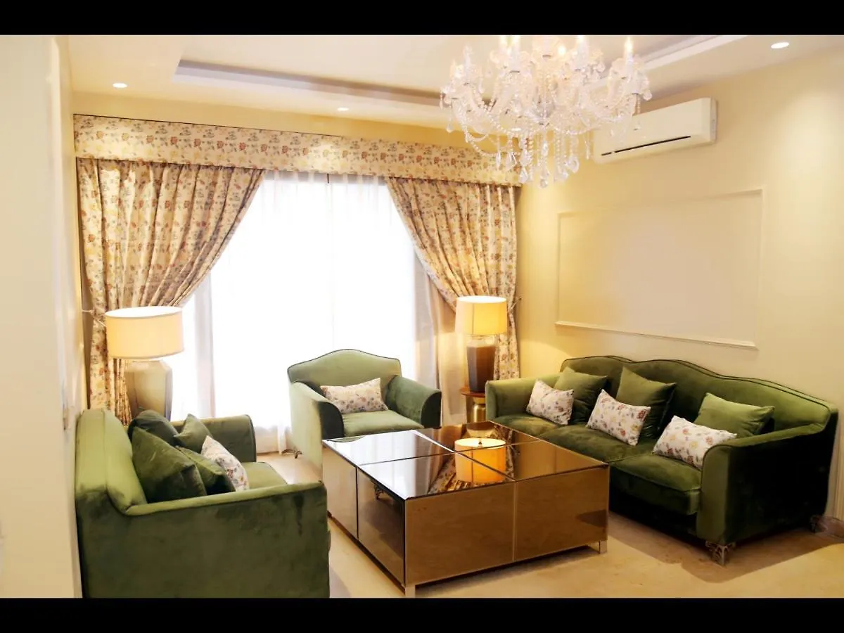 Bed and Breakfast Ivy House Дели 2*,